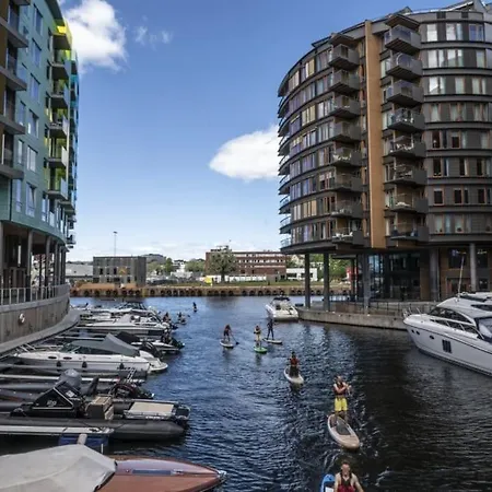 Private At Tjuvholmen W/ Private Balcony Apartment Oslo