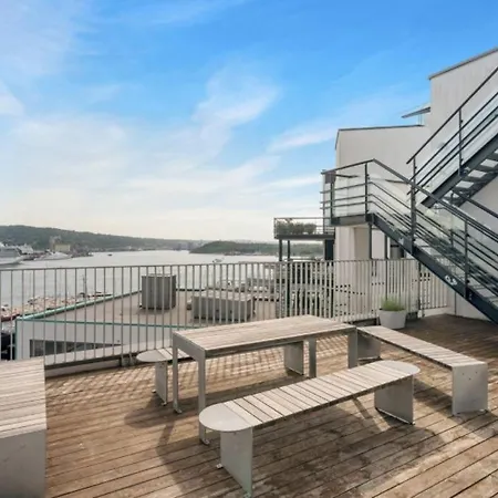 Private At Tjuvholmen W/ Private Balcony Apartment
